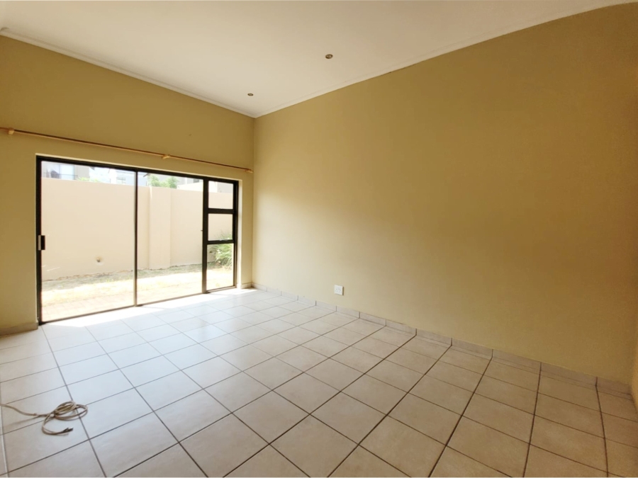 To Let 3 Bedroom Property for Rent in Kosmos North West